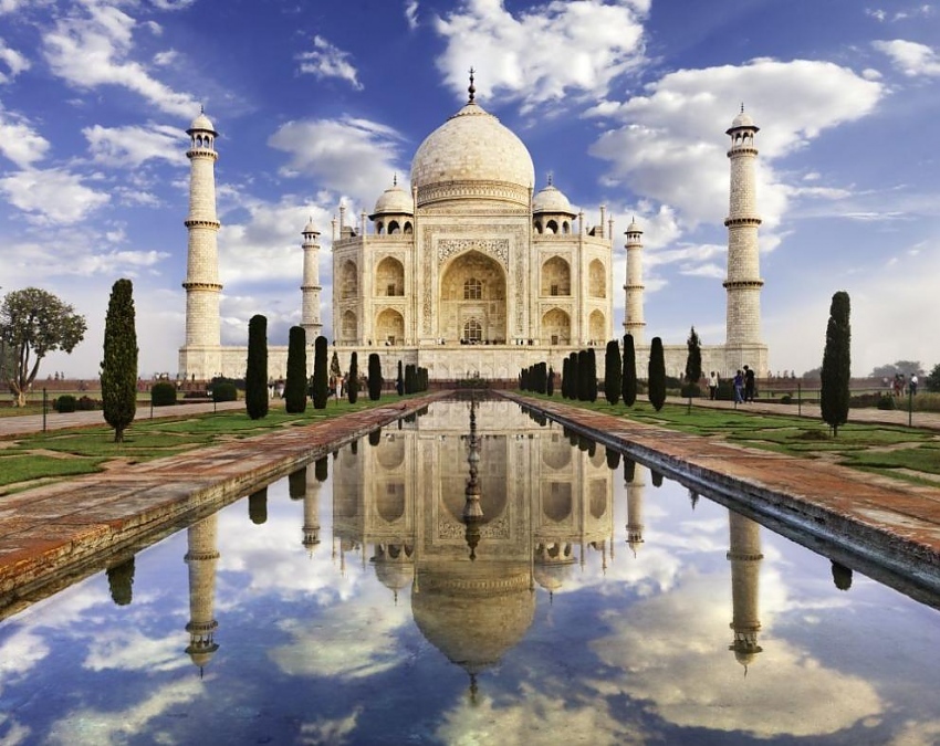 Индия отваря Тадж Махал за туристи 