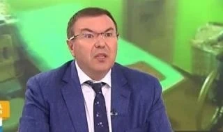 Решено: Маските стават задължителни и на открито