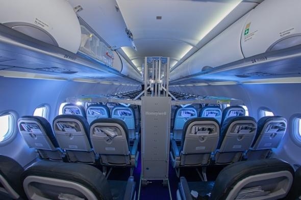 България Еър започва да дезинфекцира самолетите си с ултрамодернaта UV технология Honeywell UV Cabin System II