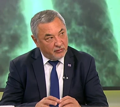 Валери Симеонов предлага забрана за провеждането на събития 