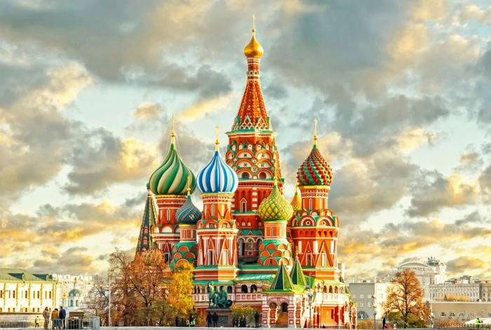Опознай Русия - Санкт Петербург и Москва с полет от София - Програма