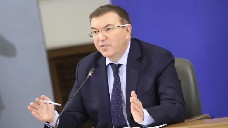 Какви помощи дават другите страни при затваряне? В България - нищо!