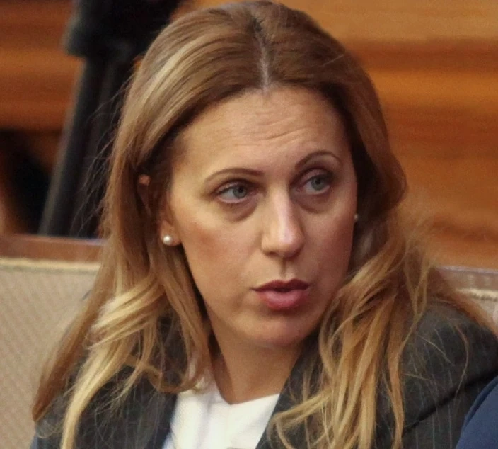 Марияна Николова безкомпромисна към къщите за гости, заобикалящи мерките за 8 декември