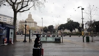 Френските власти налагат ограничения за пътуване до чуждестранни курорти