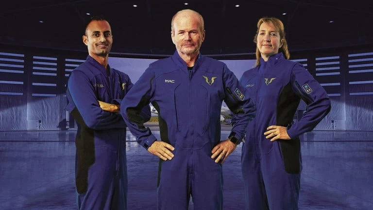 Virgin Galactic показа костюмите за космическите туристи