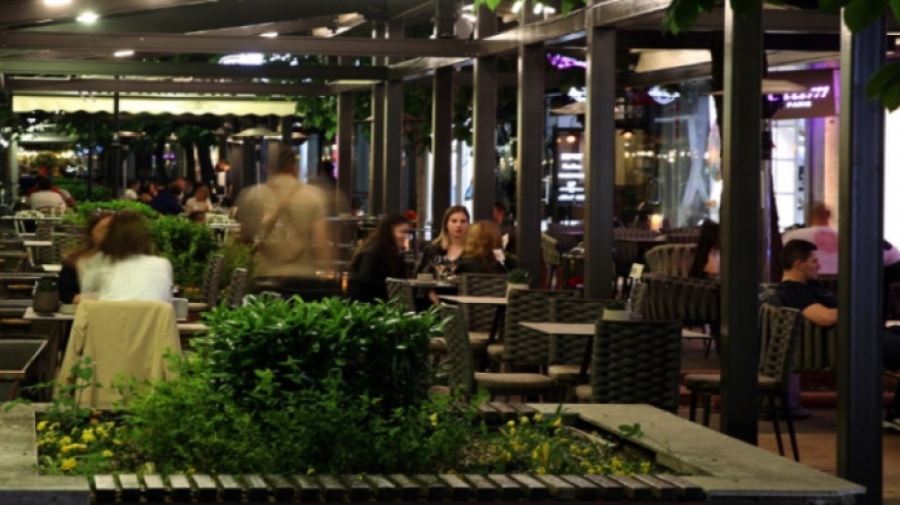 Хотелиерите във Велинград: Притеснени сме от затварянето на ресторантите в 22 часа