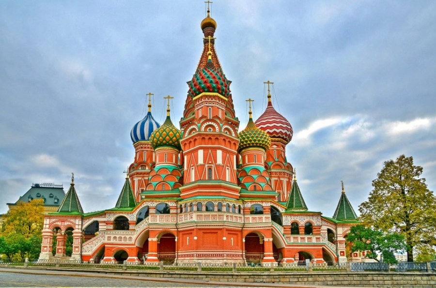 Величието на Русия - Москва и Санкт Петербург. Самолетна екскурзия от София