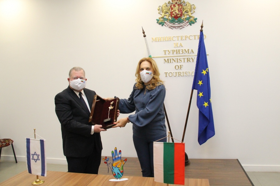 Вицепремиерът Марияна Николова проведе среща с посланика на Израел