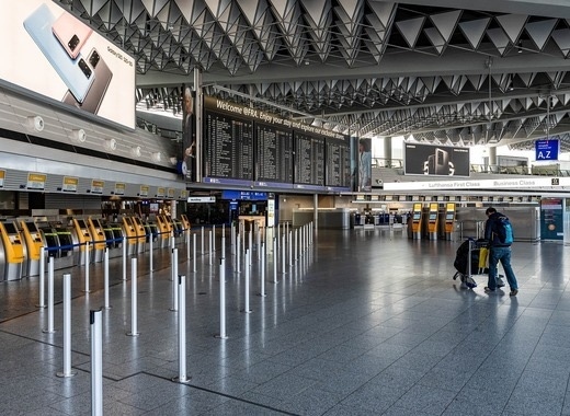 Срив на пътникопотока на летище Франкфурт през 2020 г заради COVID пандемията