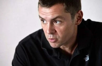 Ицо Хазарта нападна здравния министър за ресторантите