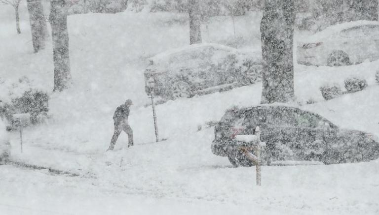 Снежна буря парализира части от САЩ