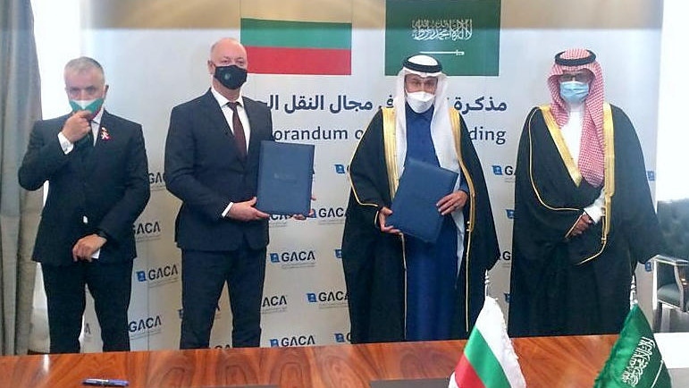 Подписахме спогодба за въздушен транспорт със Саудитска Арабия