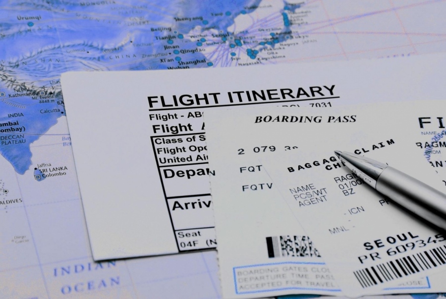 НЕК, БНР и здравната каса си избраха агенции за самолетни билети