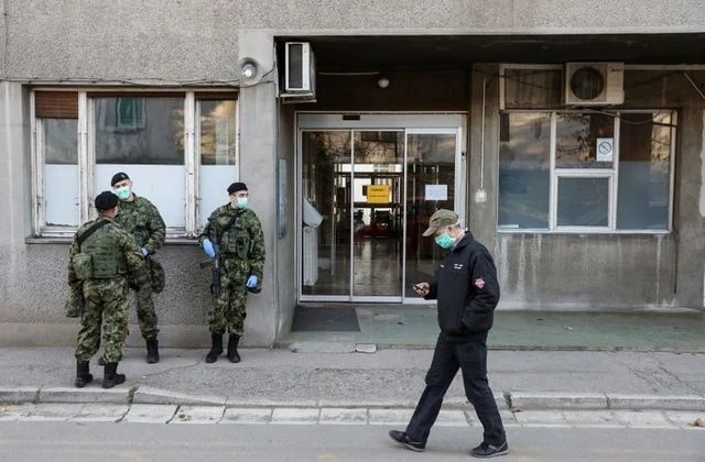 Сърбия влиза в пълен локдаун 