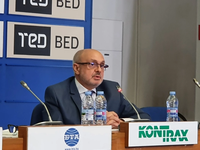 Авиационният бизнес в България е пред фалит