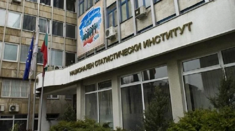 НСИ си избира агенция за самолетни билети за 600 000 лв.