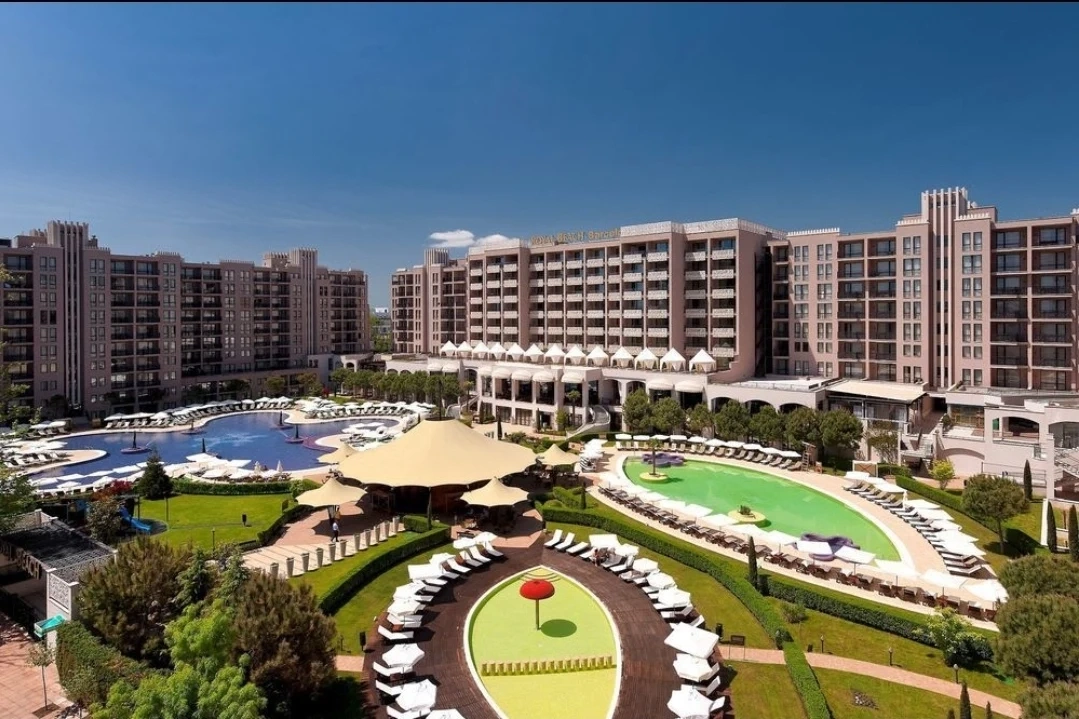 Barceló Royal Beach в Слънчев Бряг се окичи с приза Изборът на пътуващите на TripAdvisor