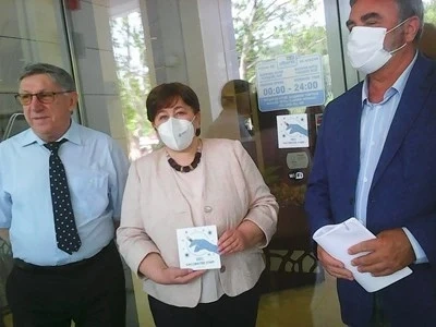 БХРА: Стикерите за ваксинация създават проблеми вместо да ги решават