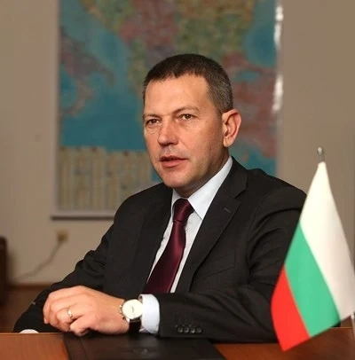 Министърът на транспорта засилва контрола над нерегламентираните превози