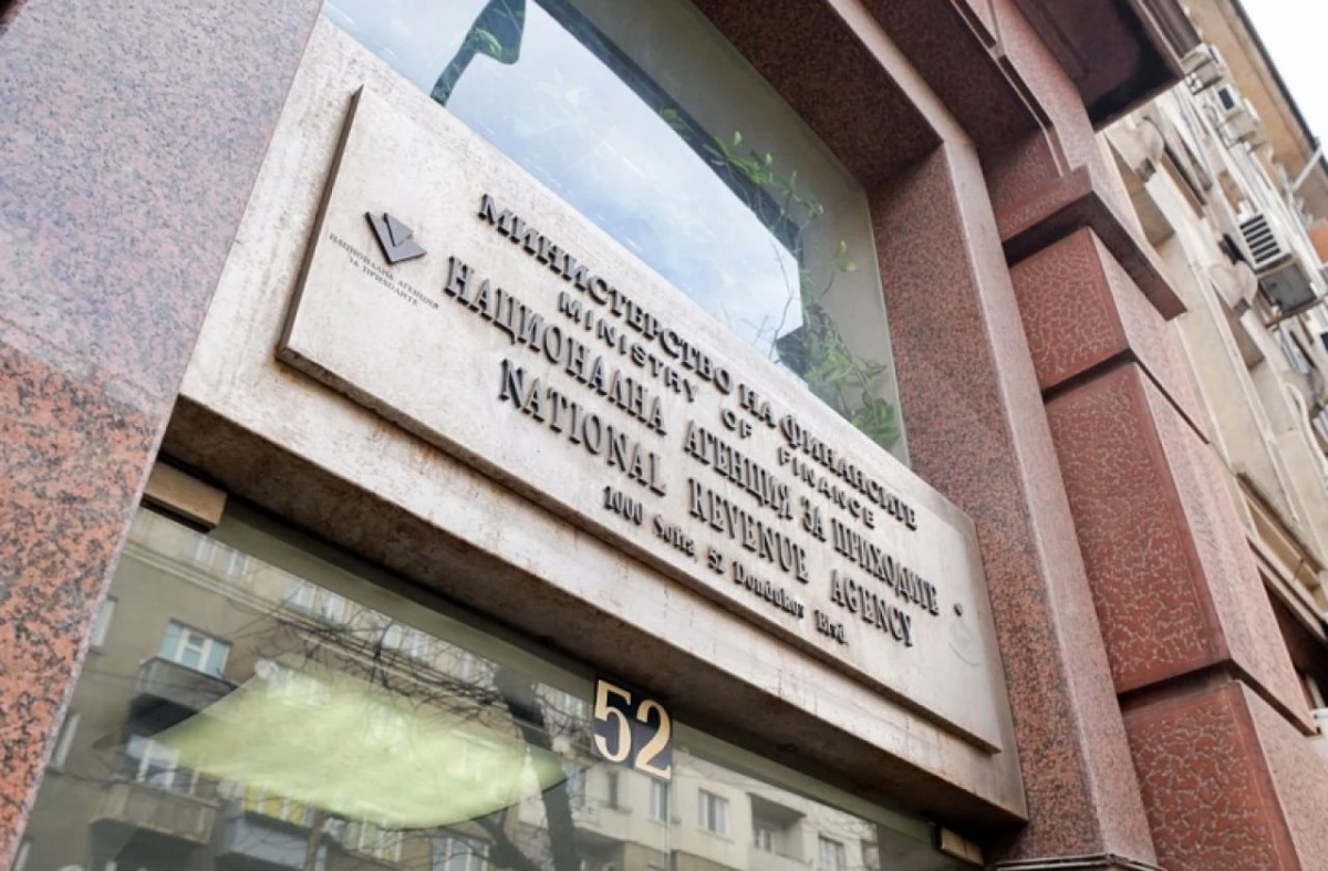 Туроператорите се сблъскват с проблеми при отчитането на помощите към НАП