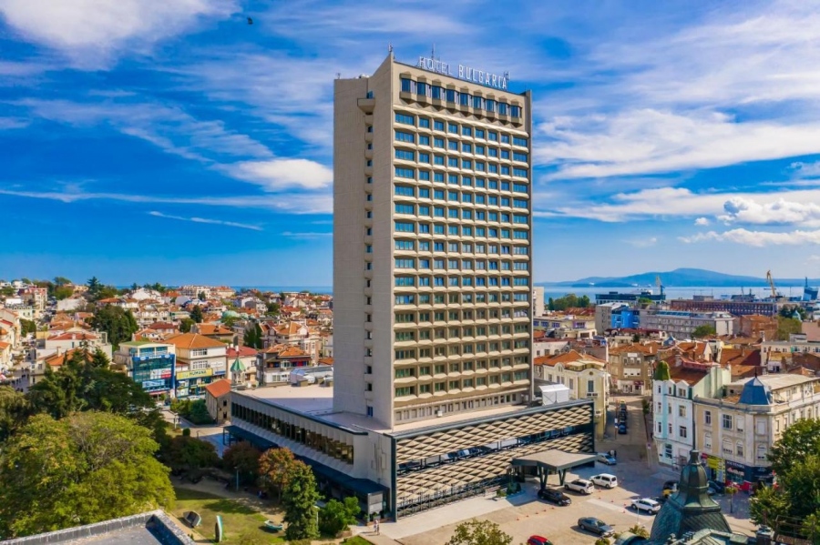 Хотел България в Бургас е с най-големият конферентен център на морето