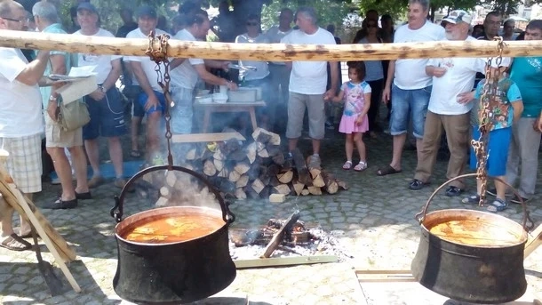 За пети път се организира Празник на тетевенската саламура
