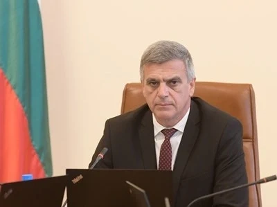 Премиерът Стефан Янев обяви ваучери след ваксинация