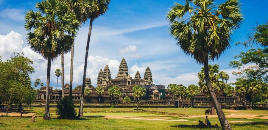 Камбоджа се отваря за туристи през ноември