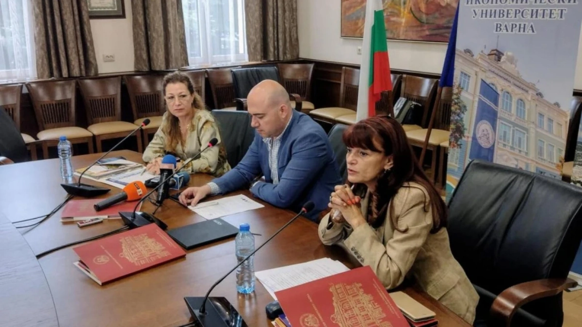 Варненската туристическа камара отбеляза 30-годишнина от създаването си