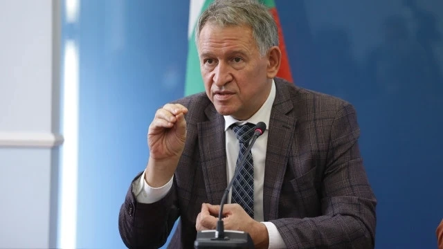 Здравното министерство въвежда сертификати и за антитела