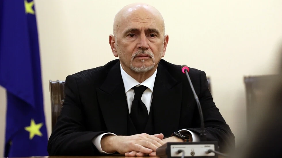 Асоциацията на българската авиация скочи на новия транспортен министър