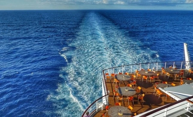 Royal Caribbean отмени четири круиза заради Омикрон