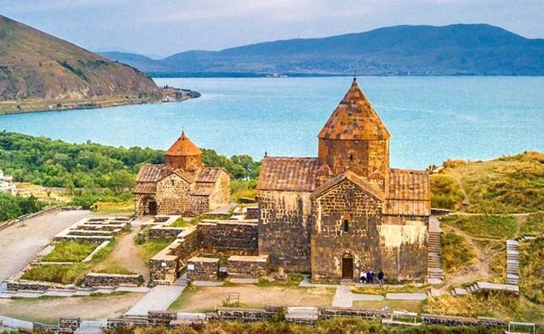 Грузия и Армения от София и Варна