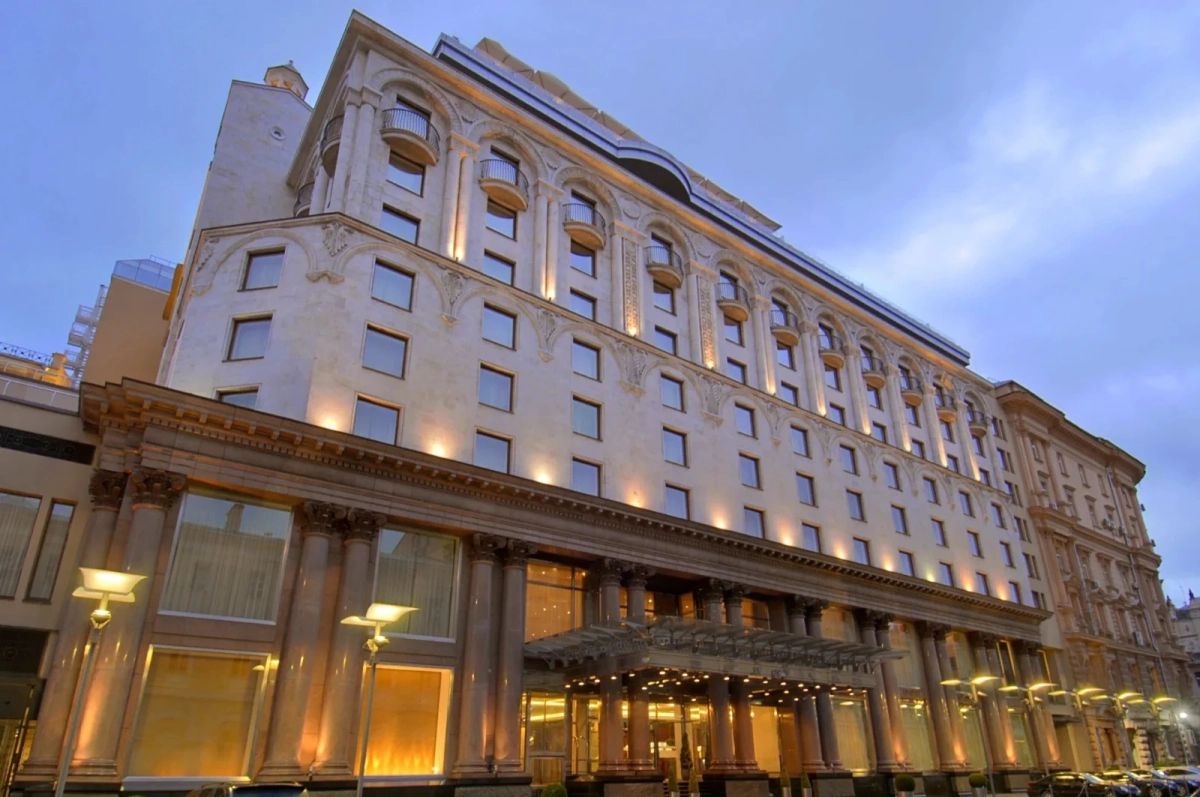 Хотелските вериги Hilton и Hyatt спират дейността си в Русия