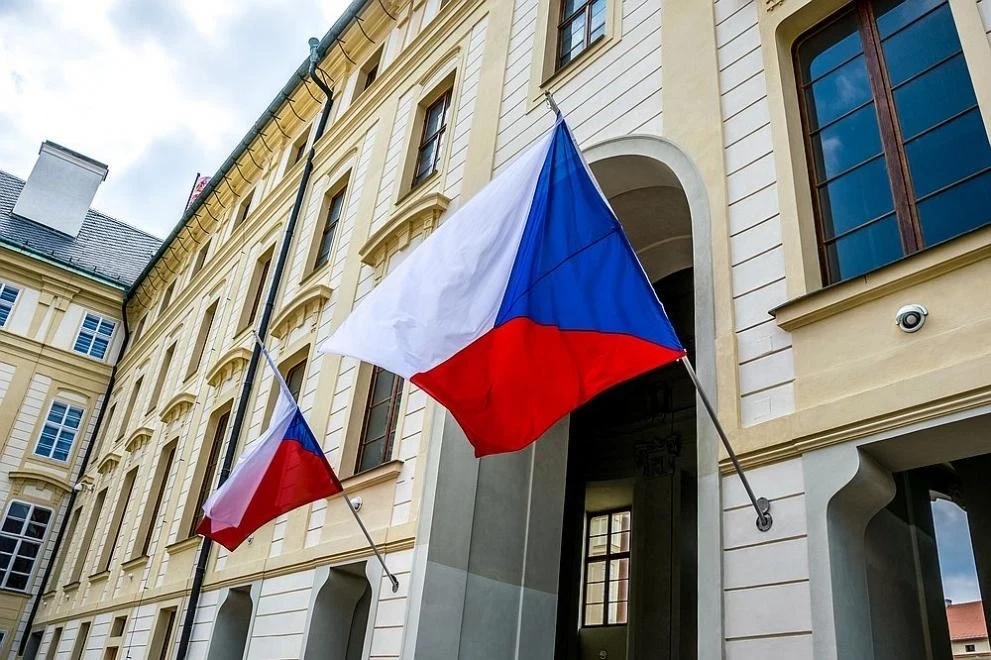 Чехия разхлабва мерките за COVID-19 от 14 март