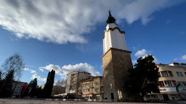 Най-високата часовникова кула в страната вече е отворена за туристи