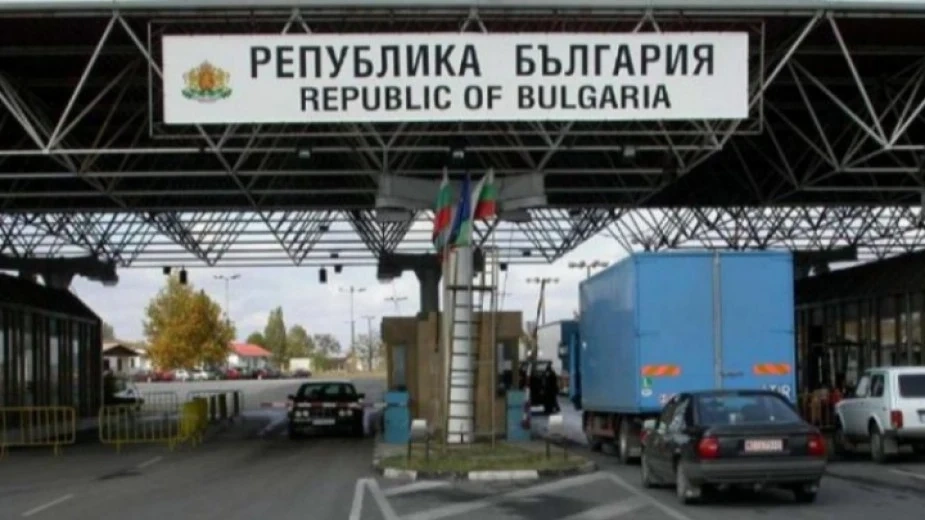 От 1 май отпадат ограниченията за влизане в България