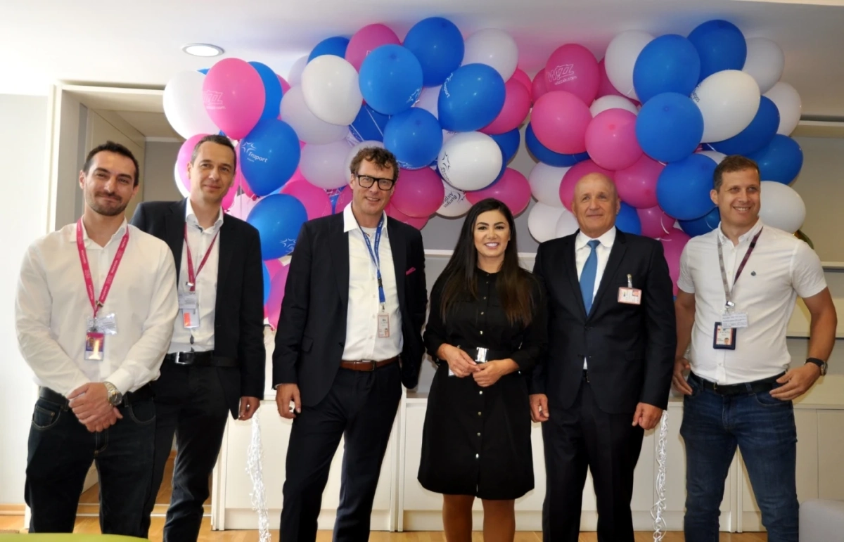 Wizz Air открива отново лятната си база в Бургас и стартира четири нови маршрута 