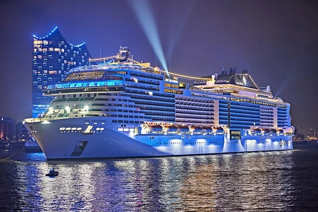 Круизната компания MSC обяви намаления до 50% за пътувания през август
