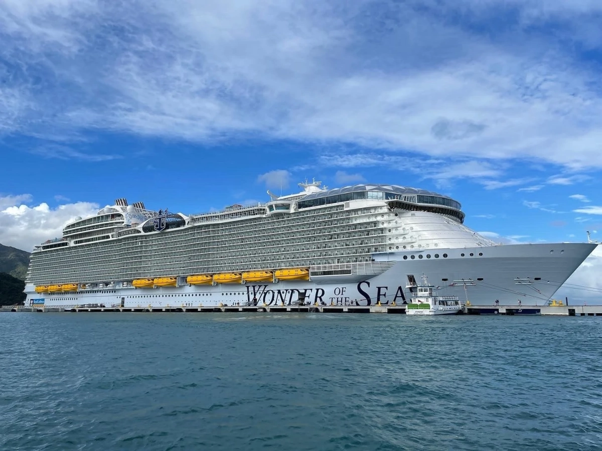 Royal Caribbean също маха задължителната ваксинация за круизите 