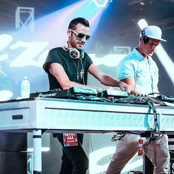 Crazibiza отново идват в Слънчев бряг