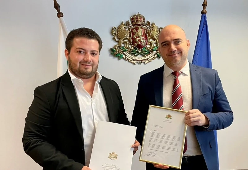 Илин Димитров поздрави Happy за наградата в Лондон