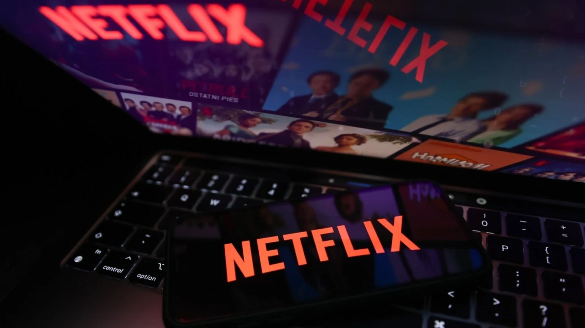 Netflix търси стюардеса, предлага годишна заплата от 385 хил. долара