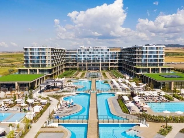 Wave resort стана най-добрият морски петзвезден хотел у нас