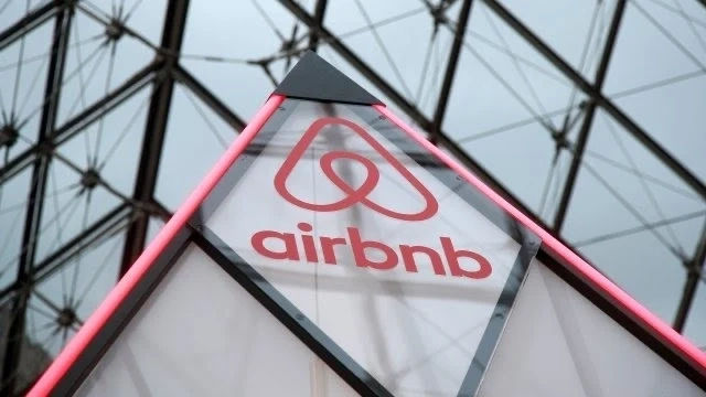 Aibnb постига първа годишна печалба заради повечето пътувания 