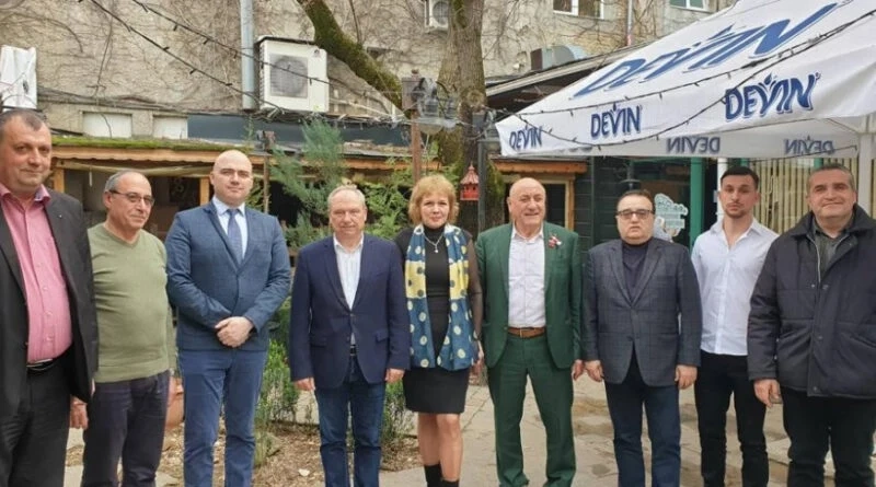 Министър Димитров обсъди възможностите за развитие на туризма в Търговище