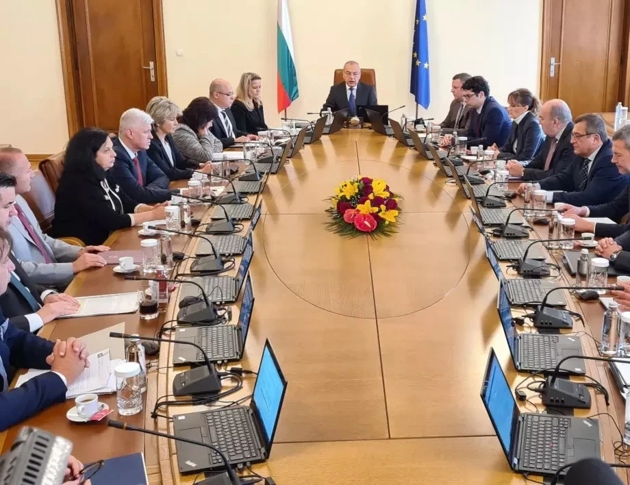 Правителството одобри увеличението на командировъчните