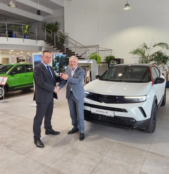 Top Rent A Car разшири автопарка си с електрически автомобили