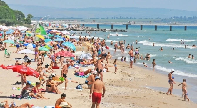 България очаква 460 000 полски туристи през лятото