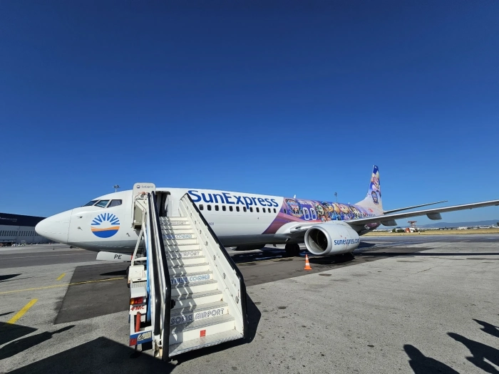 Авиокомпанията SunExpress вече лети между София и Анталия